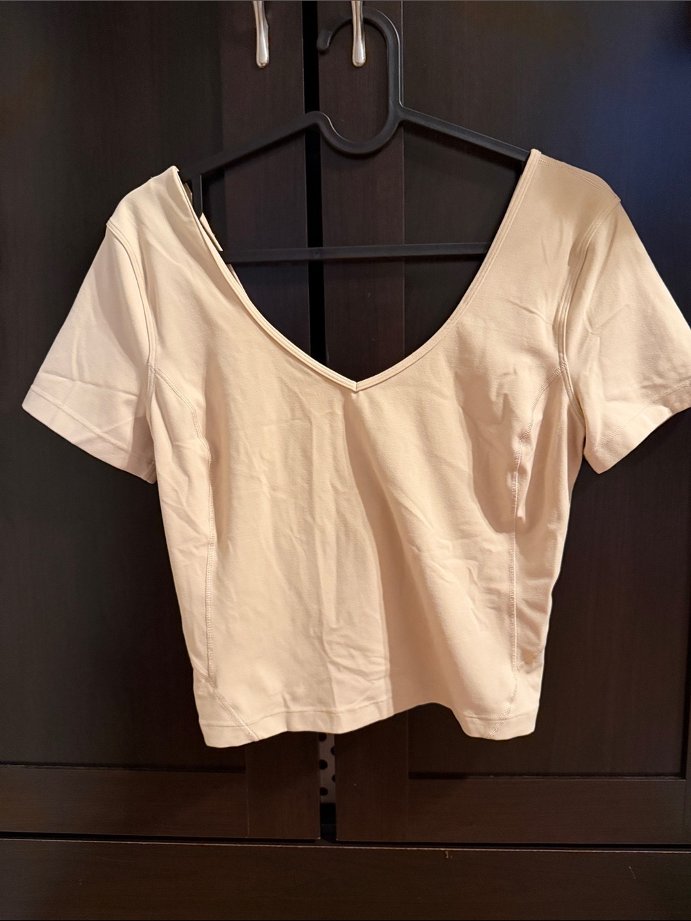 LULULEMON Women's Short Sleeve V-Neck Top in Light Beige